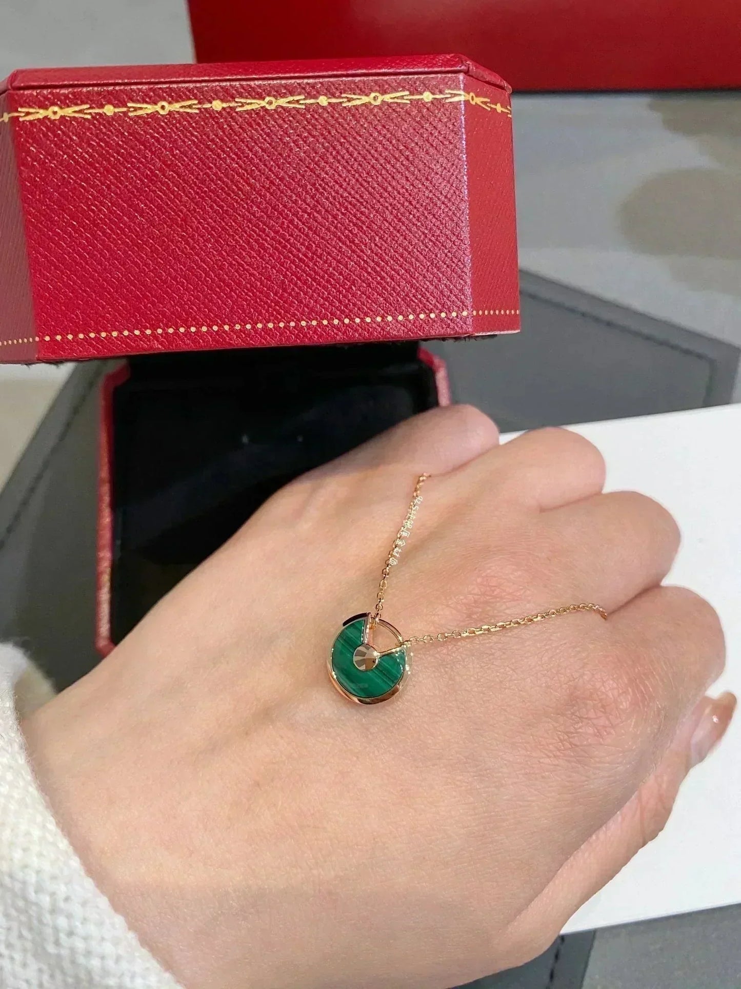 Collier Diana Amulette en or rose et malachite