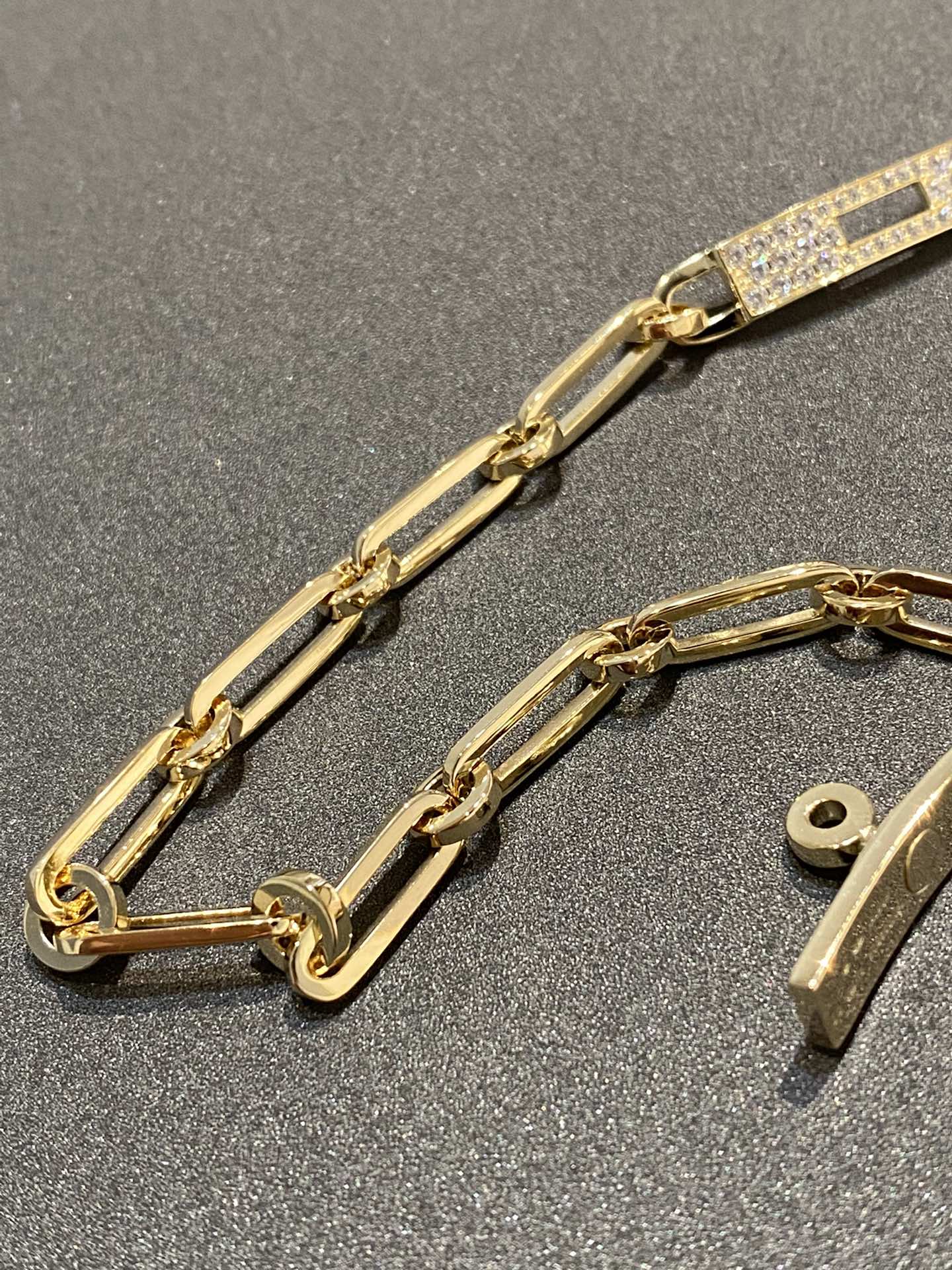 BRACELET CHAÎNE DIANA PETIT MODÈLE DIAMANT
