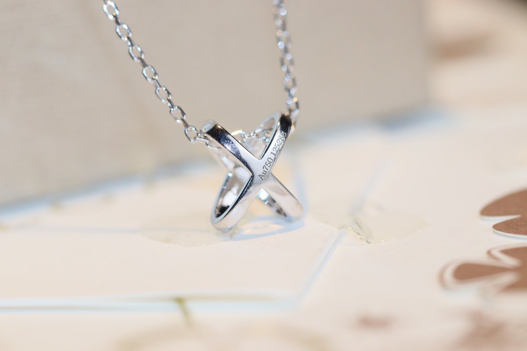 COLLIER DIANA JEUX DE DIAMANTS