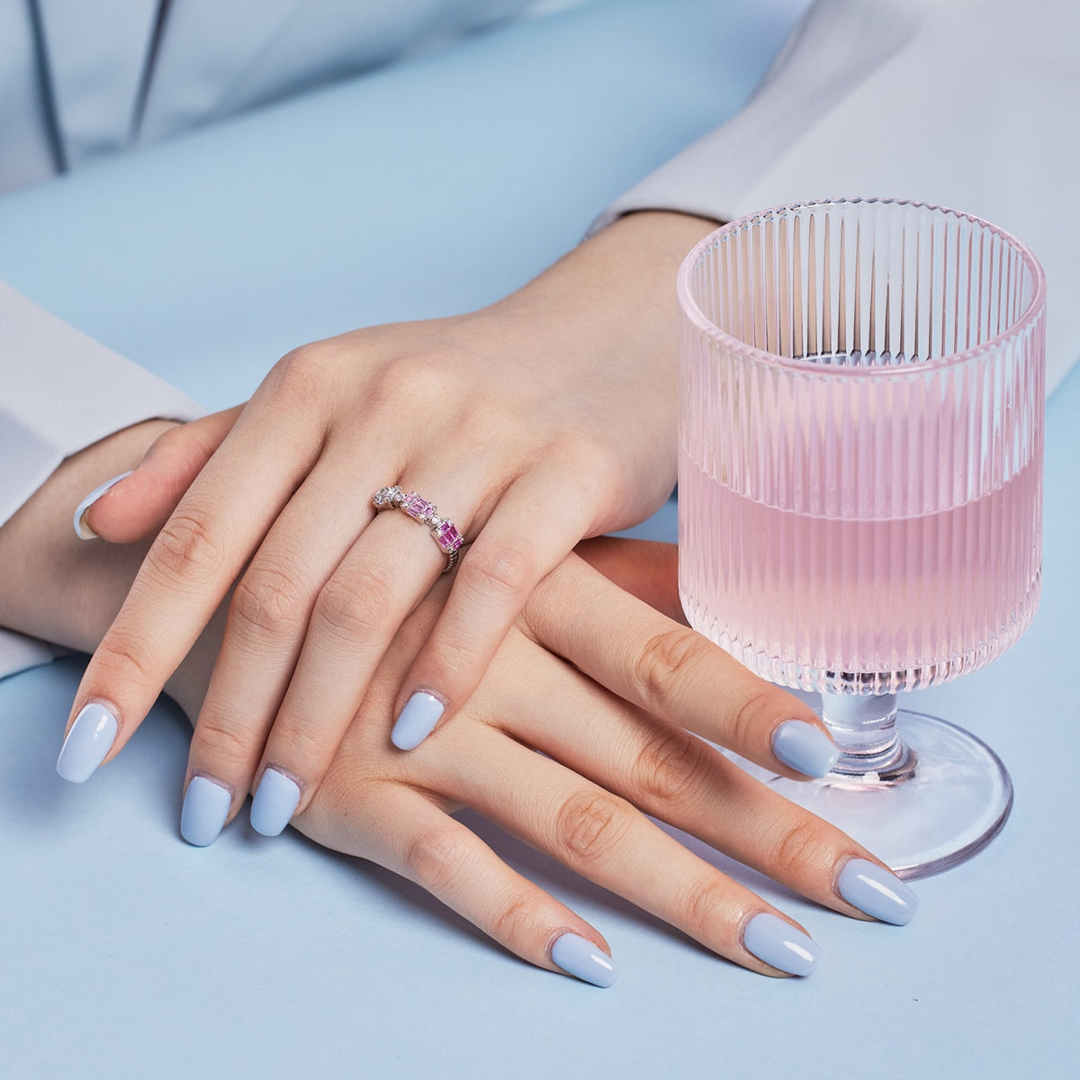 [HOT] Bague de fête unique et colorée en émeraude taillée