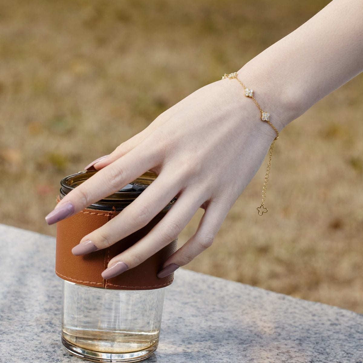 [HOT]Four-Leaf Clover Hollow Butterfly Bracelet