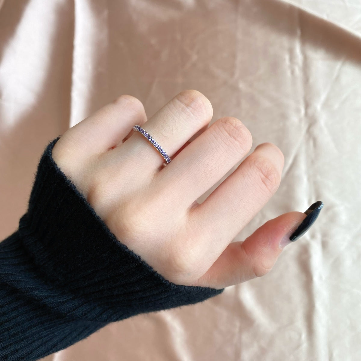 [HOT]Delicate Sparkling Round Cut Daily Ring