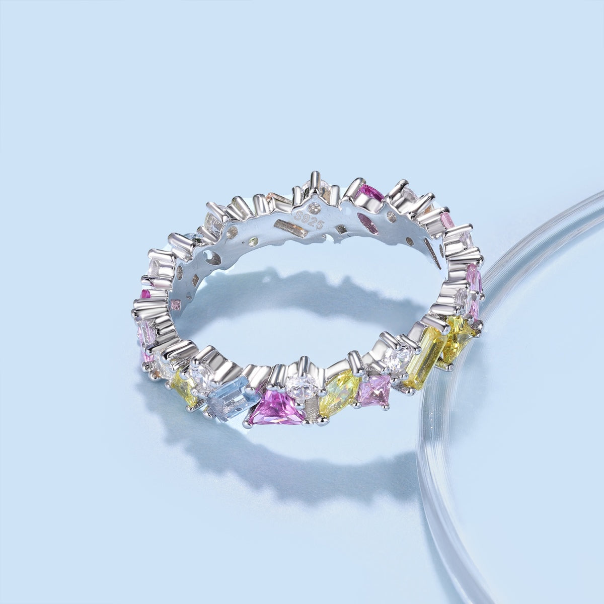 [HOT]Dazzling Polychromatic Multi cut Daily Ring