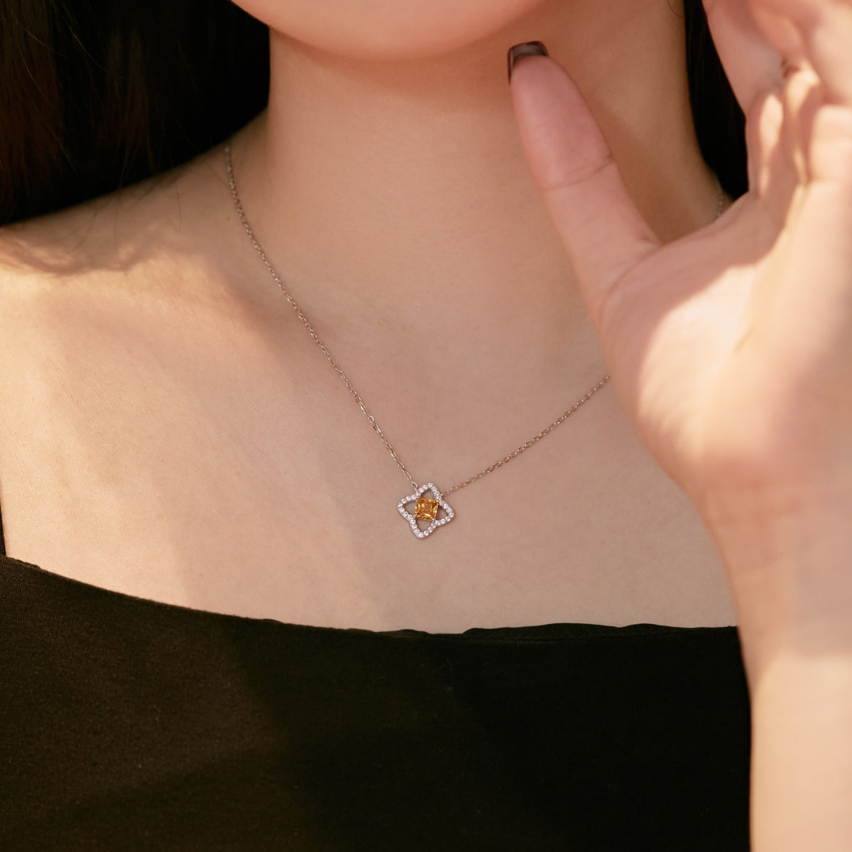 [HOT] Collier exquis en forme de fleur taille princesse