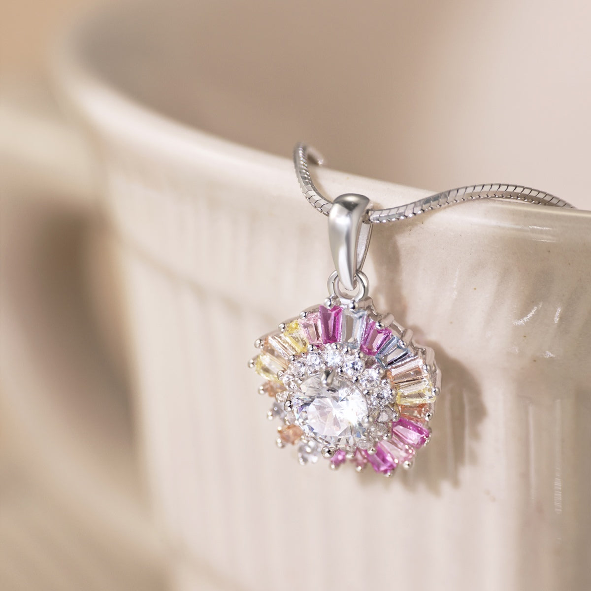 [HOT] Charmant collier de fleurs colorées