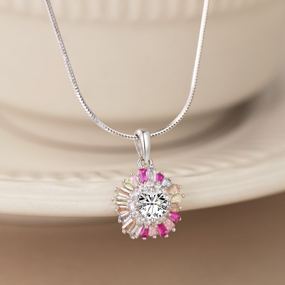 [HOT] Charmant collier de fleurs colorées