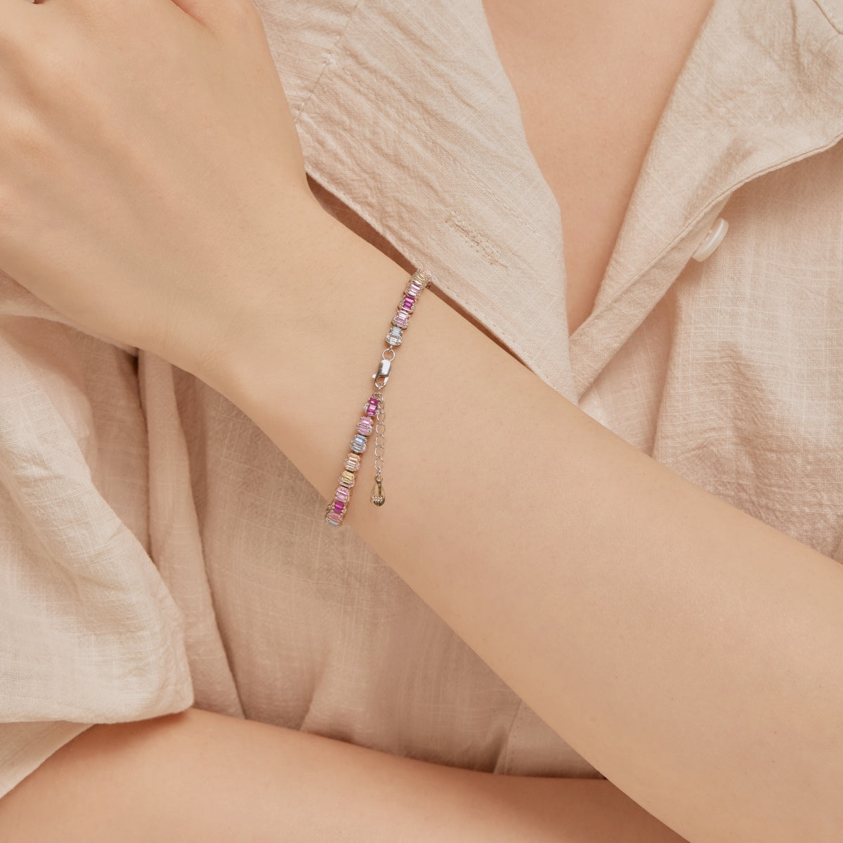 [HOT]Delicate Colorful Emerald Cut Party Bracelet