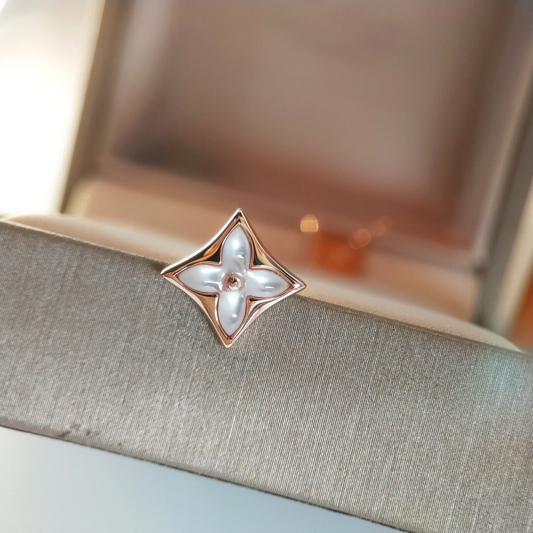BOUCLES D'OREILLES DIANA STAR MOP EN OR ROSE