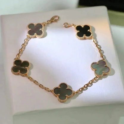 CLOVER 5 MOTIF GRAY MOP  BRACELET