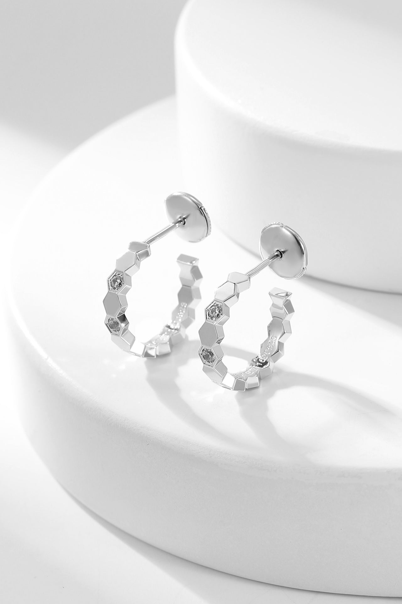 Boucles d'oreilles créoles en diamant Diana Bee Love