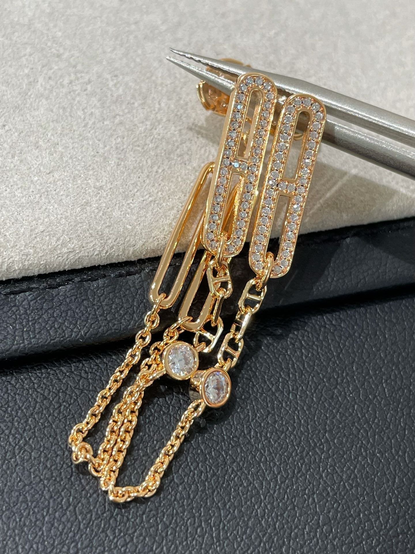DIANA CHAINE CHAOS DIAMOND DROP EARRINGS