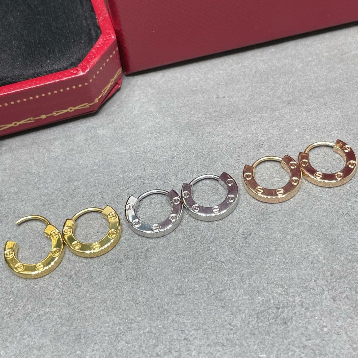 DIANA LOVE MINI EARRINGS