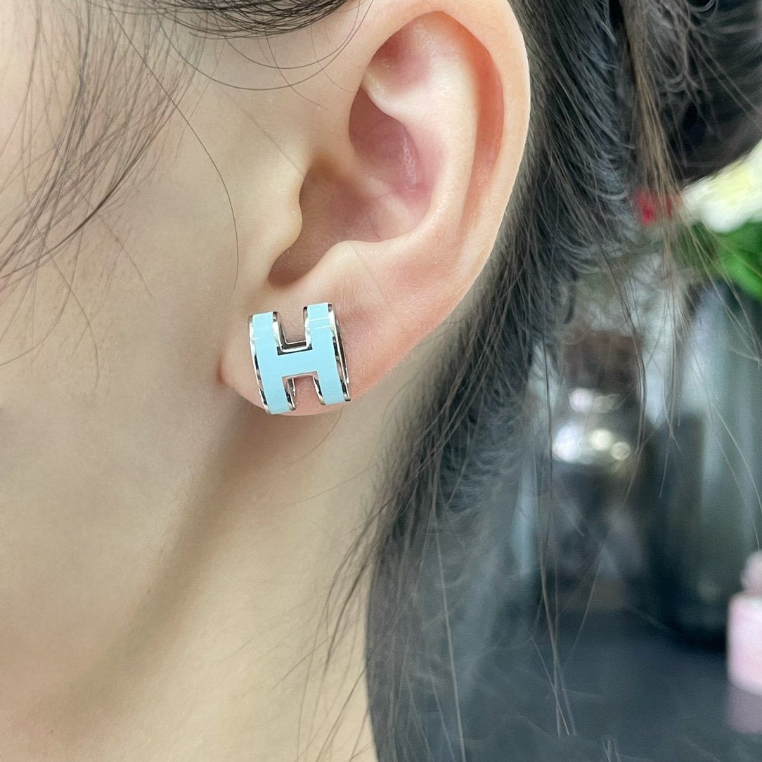 DIANA POP H SKY BLUE STUD EARRINGS