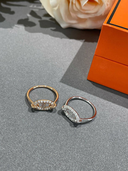 DIANA RONDE SMALL DIAMOND RING
