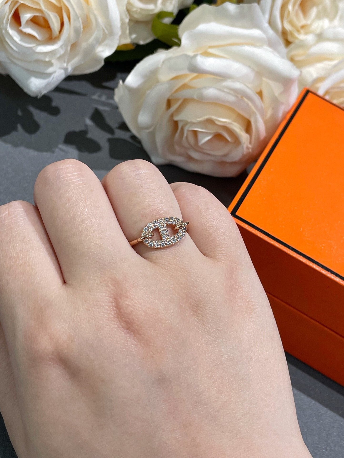 DIANA RONDE SMALL DIAMOND RING