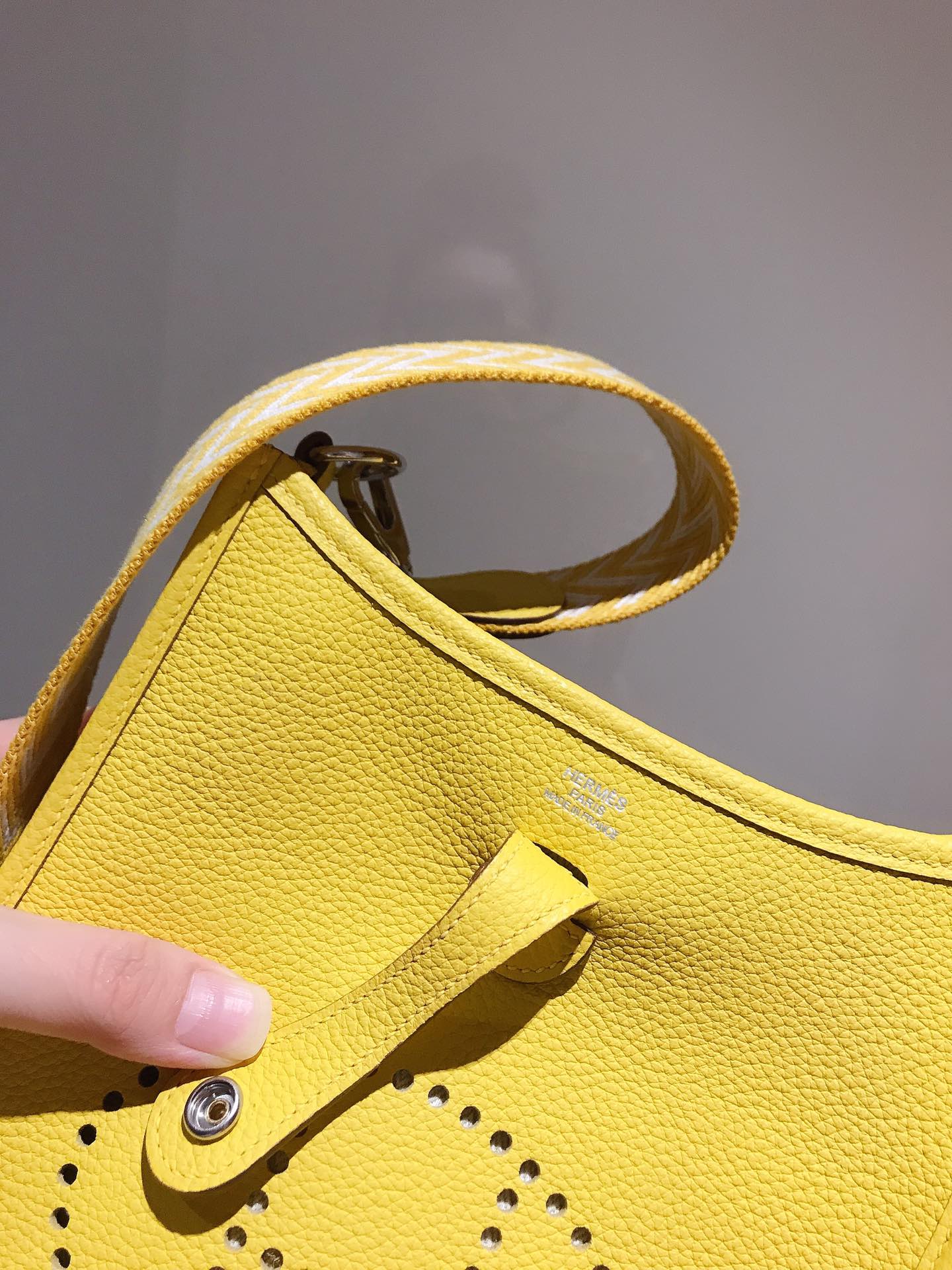 HM EVELYNE MINI 18 LEMON TOGO