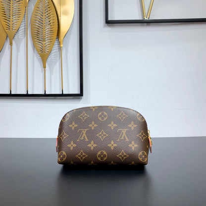 POCHETTE COSM¨¦TIQUE PM 19 IN BROWN MONOGRAM CANVAS