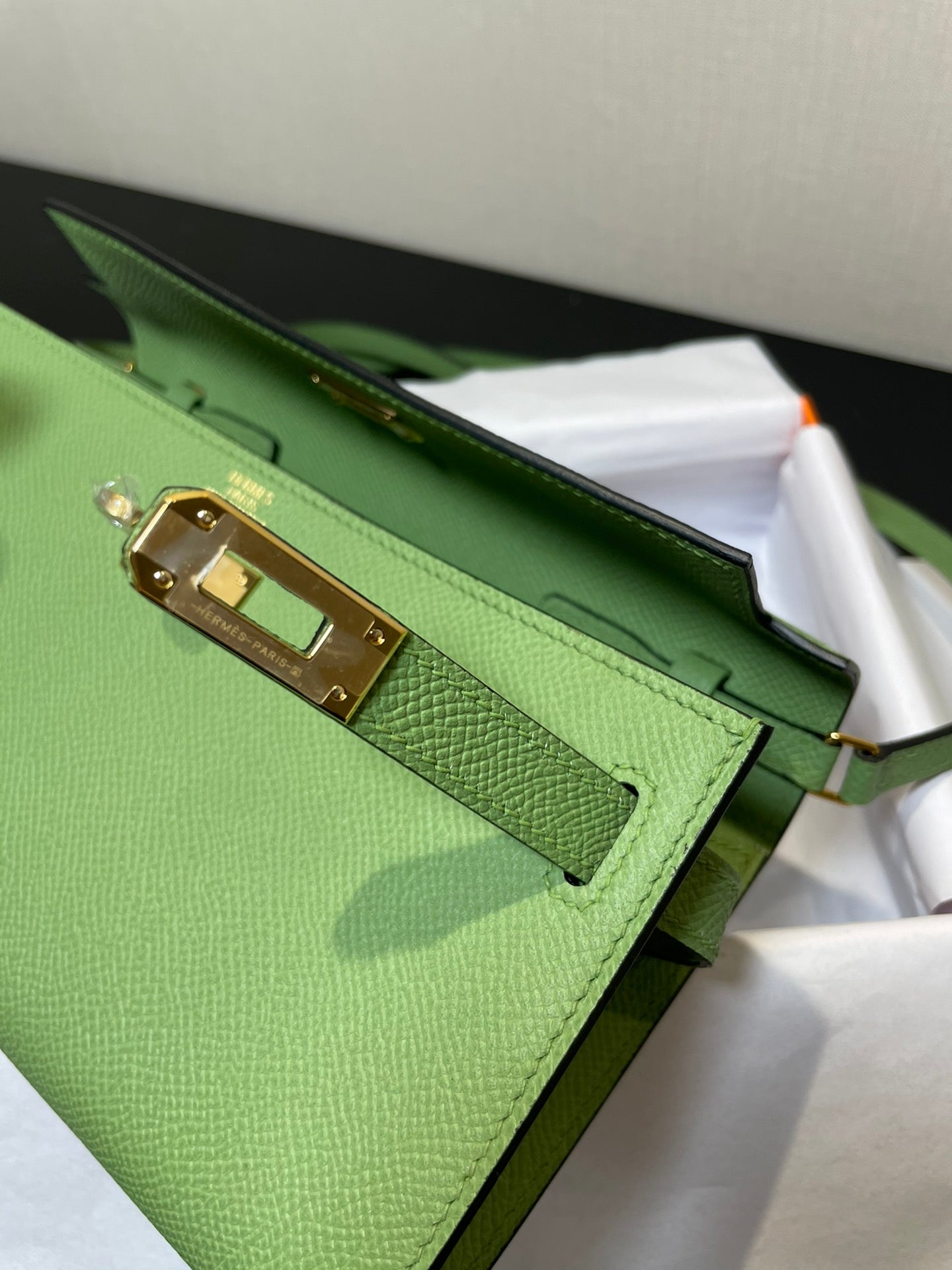 kelly woc 20.5 green epsom gold hardware