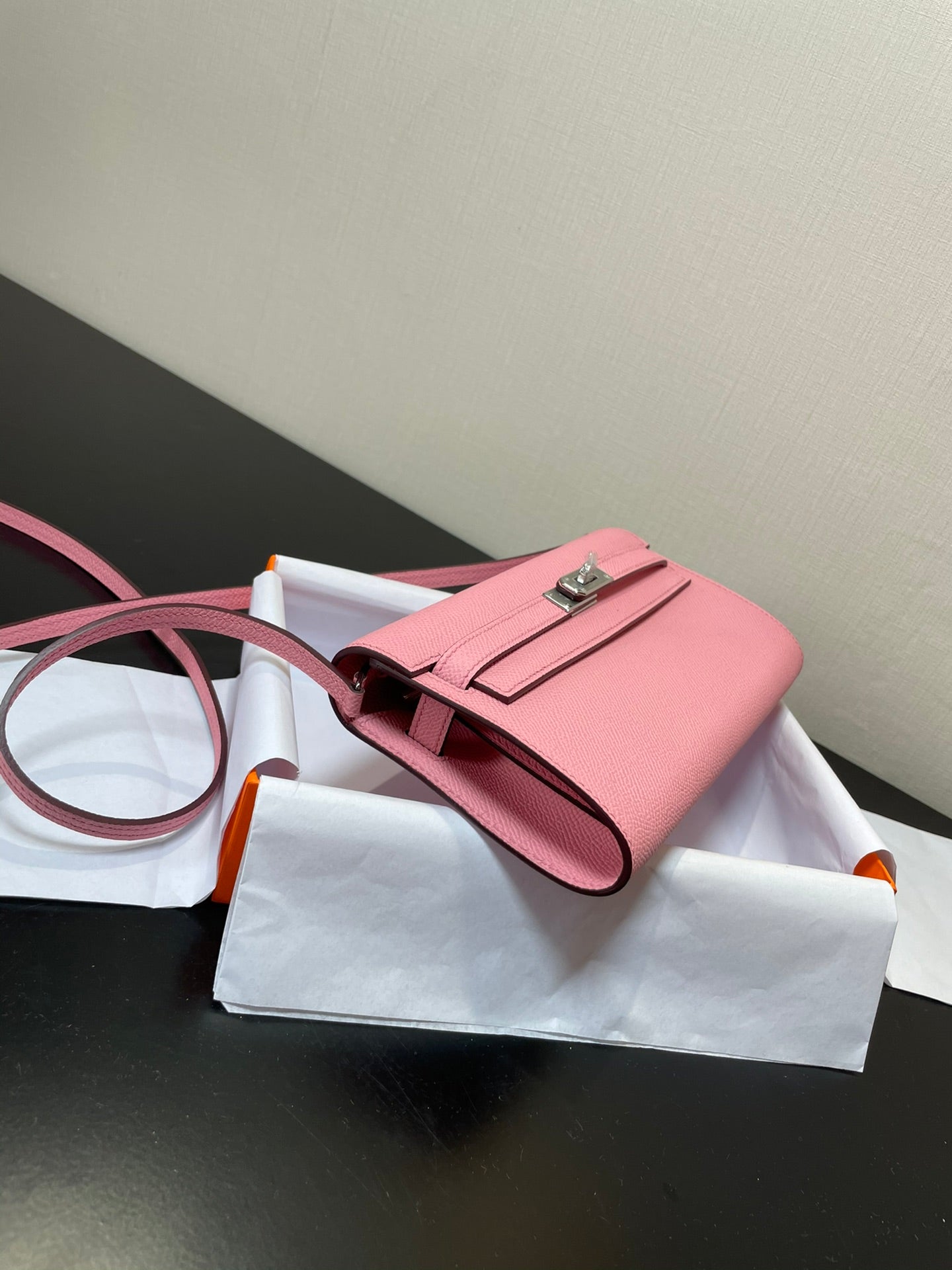 kelly woc 20.5 pink epsom silver hardware