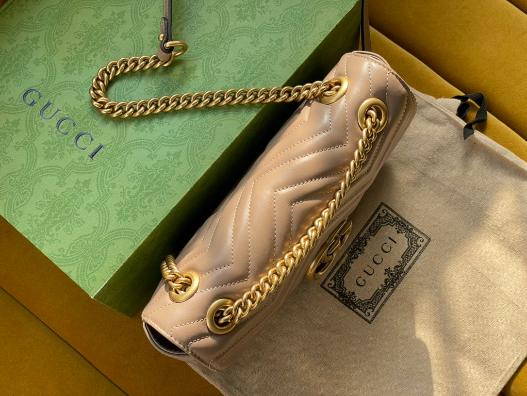 GG MARMONT MATELASS¨¦ LARGE 26 BAG BEIGE CALFSKIN