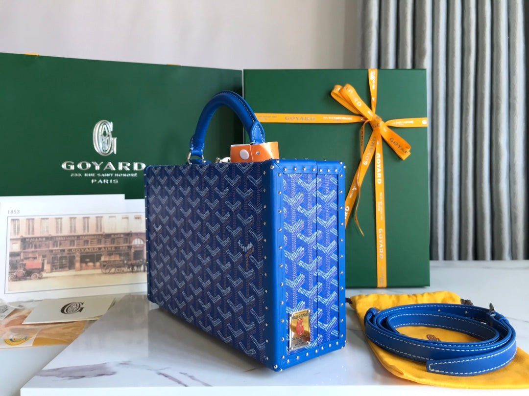 GRAND H?TEL TRUNK BAG 24 IN BLUE GOYARDINE CANVAS AND CALFSKIN