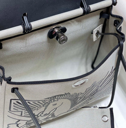 HM Pegase Pop Herbag Zip 31 White Black Canvas Black Cowhide Leather