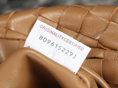 bv teen jodie 36cm brown lambskin