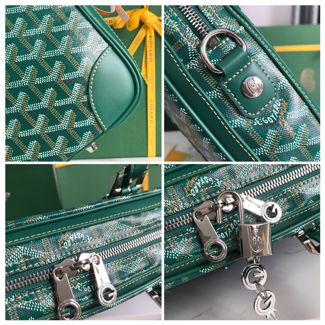 AMBASSADE DOCUMENT CASE 35 IN GREEN GOYARDINE CANVAS