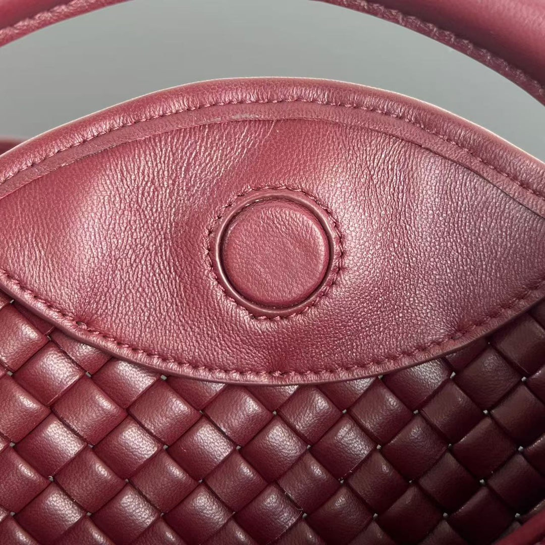 BV Small Cobble Top Handle 23cm Dark Red Lambskin