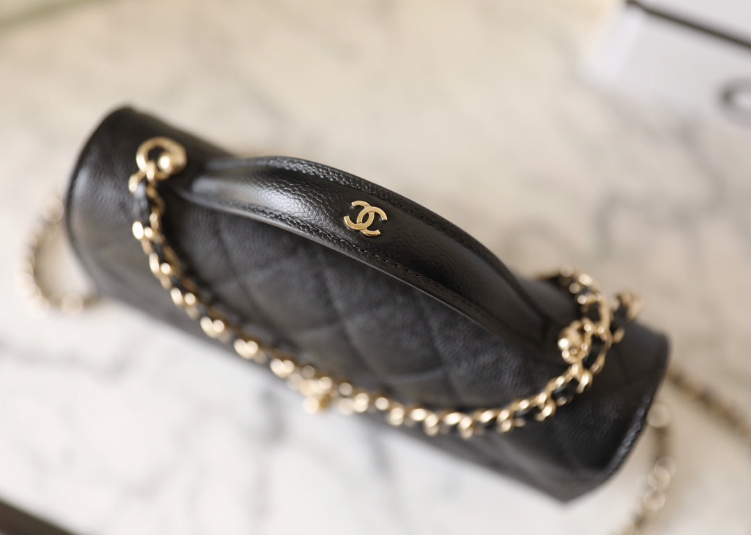 CC 25C Top Handle 18cm Black Grained Calfskin