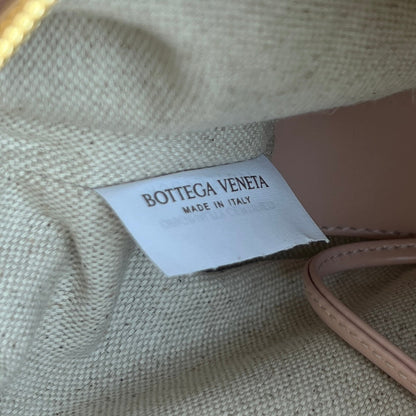 BV Loop Top Handle 19cm Pastel Pink Lambskin