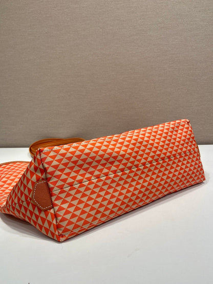 TOTE BAG 33 IN ORANGE MIX WHITE TRIANGLE PATTERN EMBROIDERED FABRIC