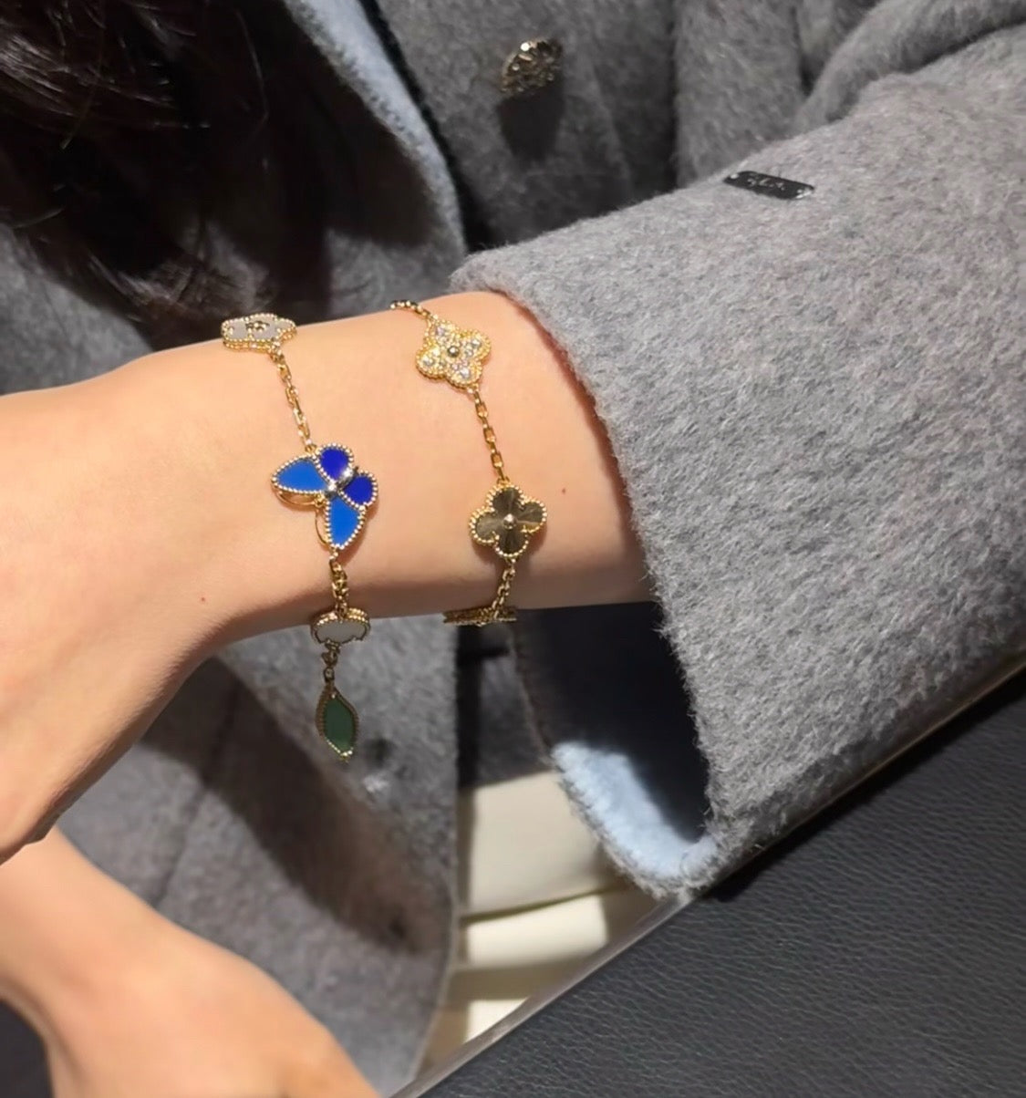 LUCKY SPRING BUTTERFLY 5 MOTIF BRACELET