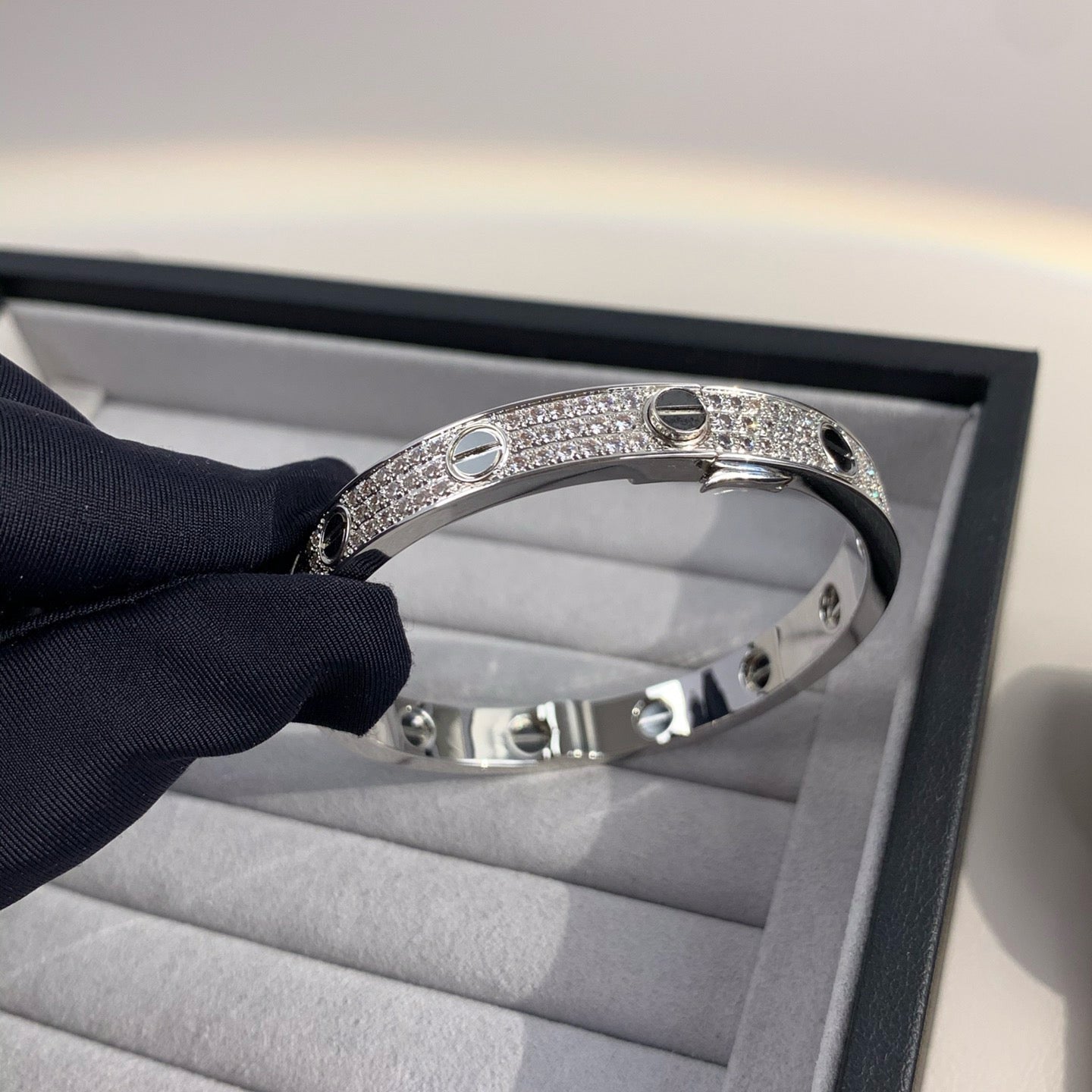 DIANA LOVE BRACELET 6.1MM DIAMOND-PAVED CERAMIC