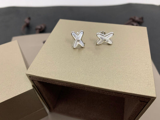 DIANA JEUX DE WHITE MOP SILVER DIAMOND EARRINGS