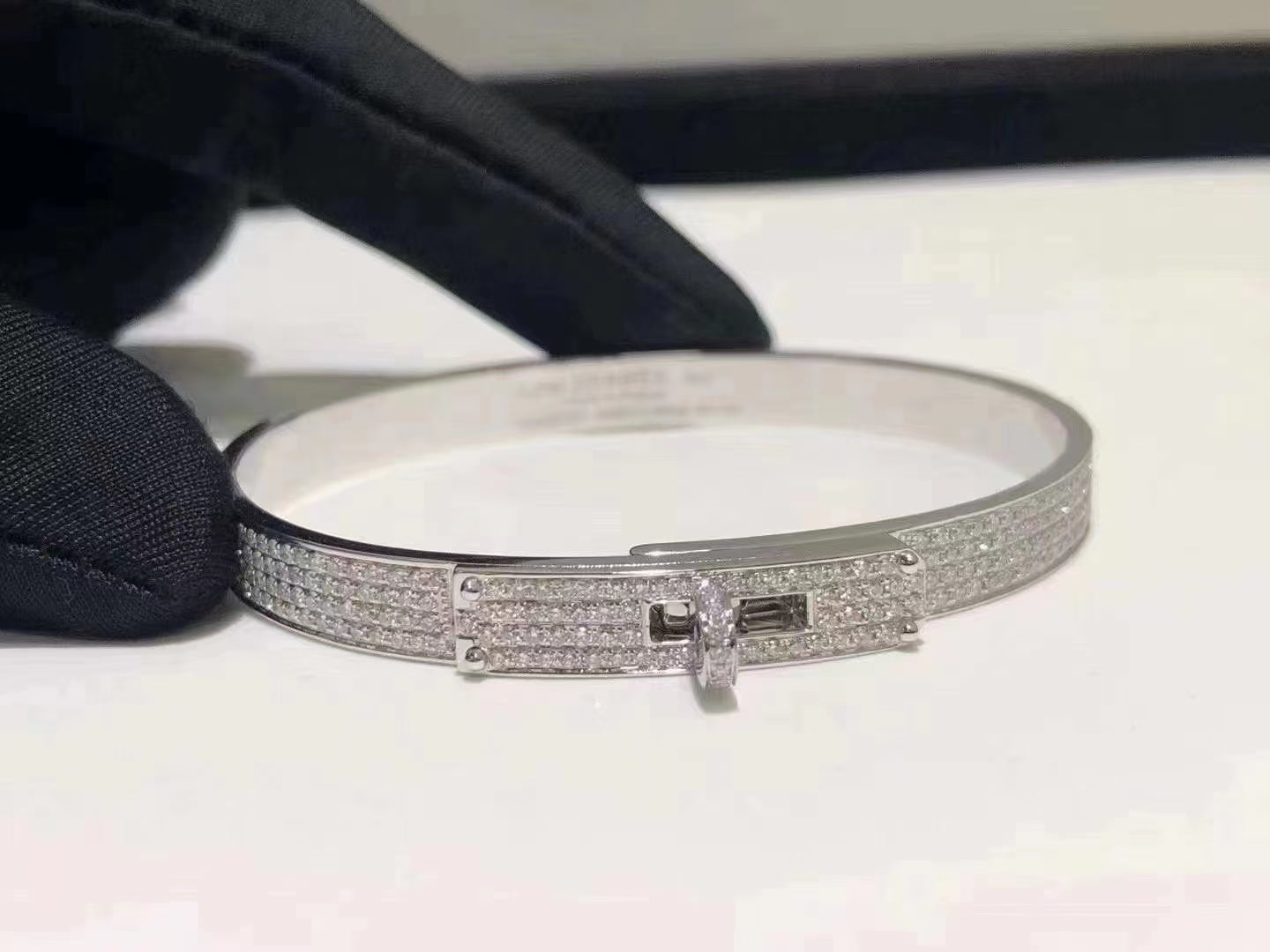 BRACELET DIANA HM KELLY EN ARGENT ET DIAMANTS ENTIÈREMENT PAVÉS