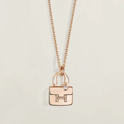 COLLIER PÉDANT DIANA AMULETTE EN OR ROSE