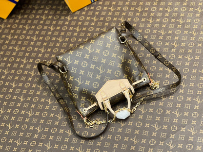 excursion 21 monogram canvas beige calfskin