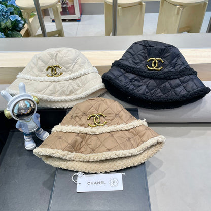 BUCKET HAT IN BLACK LAMB WOOL AND THICK COTTON 431683