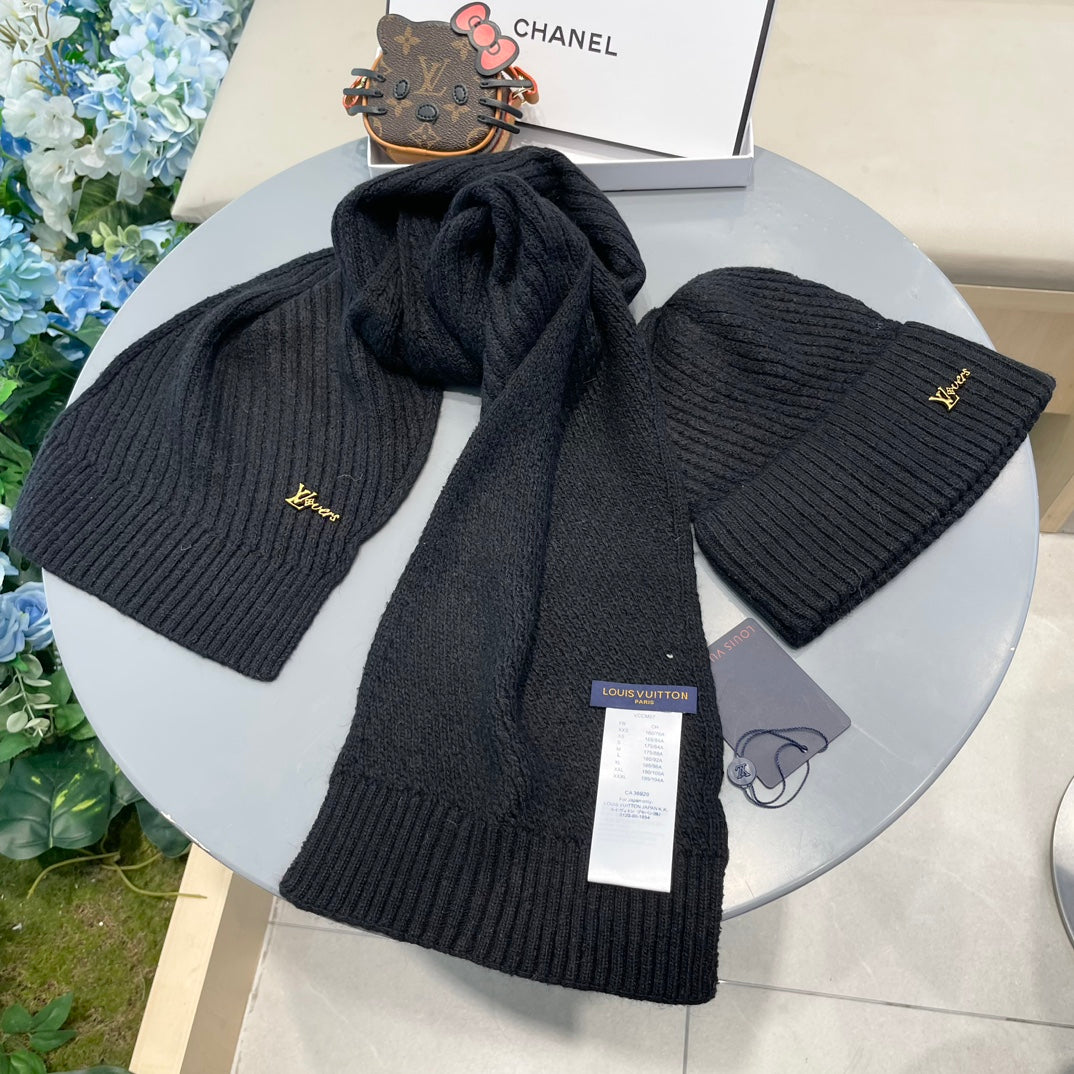 SET SCARF AND HAT IN BLACK WOOL 436222