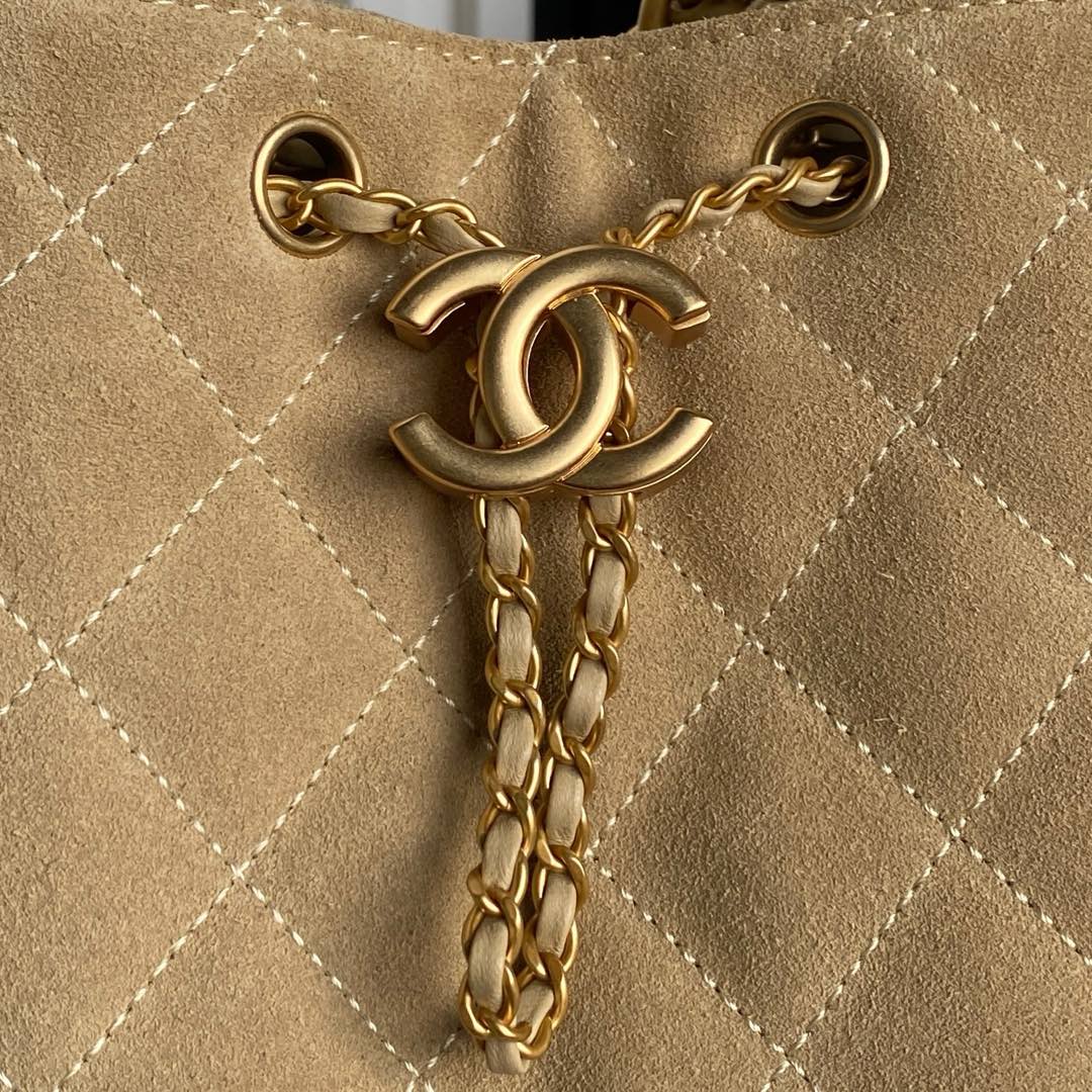 CC 25C Hobo Bag 40cm Beige Suede