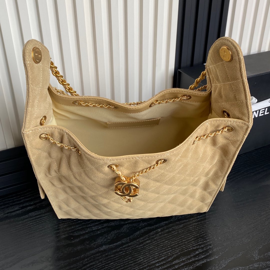 CC 25C Hobo Bag 40cm Beige Suede