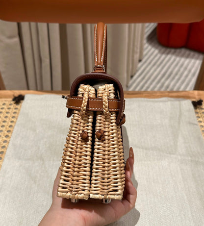HM Kelly 20 Picnic Gold Bamboo And Rattan