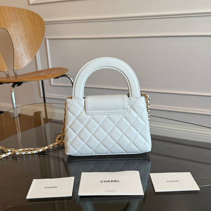 KELLY SHOPPING BAG 19 IN WHITE CALFSKIN GOLD HARDWARE