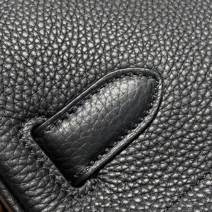 HM Shoulder Birkin 42 Black Cowhide with Gold Hardware 237640