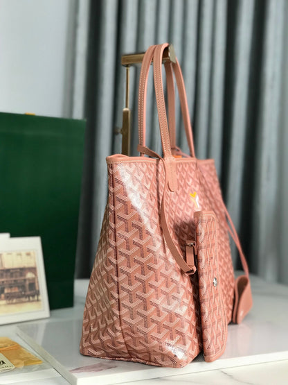 SAINT LOUIS PM 34 IN MANHATTAN PINK GOYARDINE CANVAS AND CALFSKIN