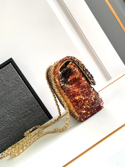 FLAP BAG 20 IN OMBRE ORANGE SAQUINS GOLD HARDWARE