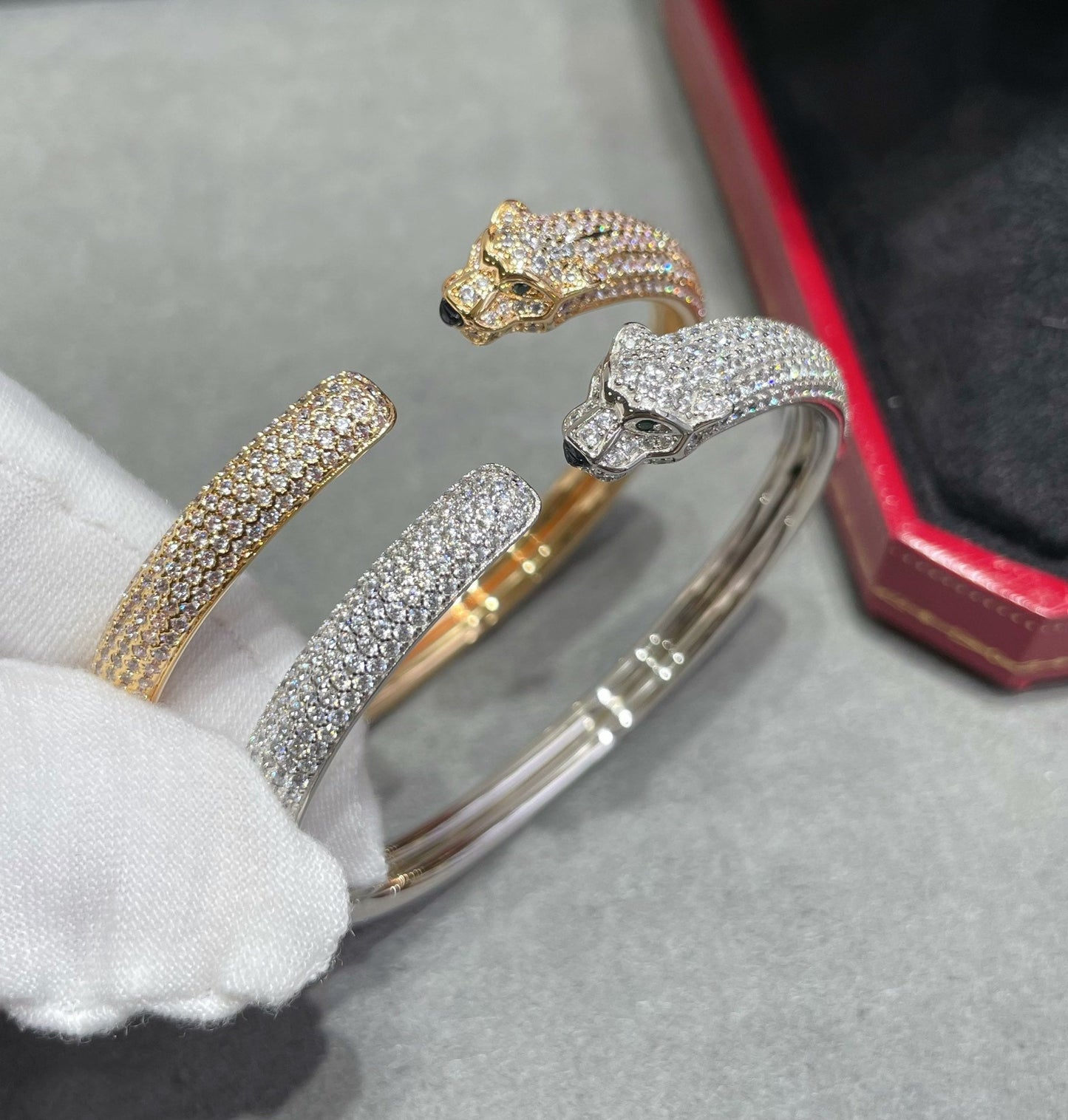 DIANA PANTHERE FULL DIAMOND OPEN BRACELET