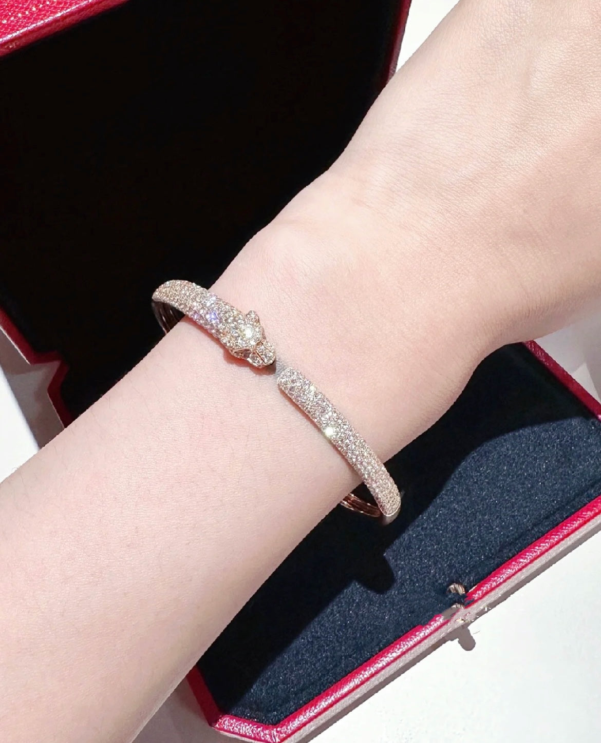 DIANA PANTHERE FULL DIAMOND OPEN BRACELET